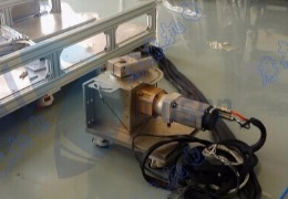 高低溫伺服電機在汽車四門兩蓋檢測上應用